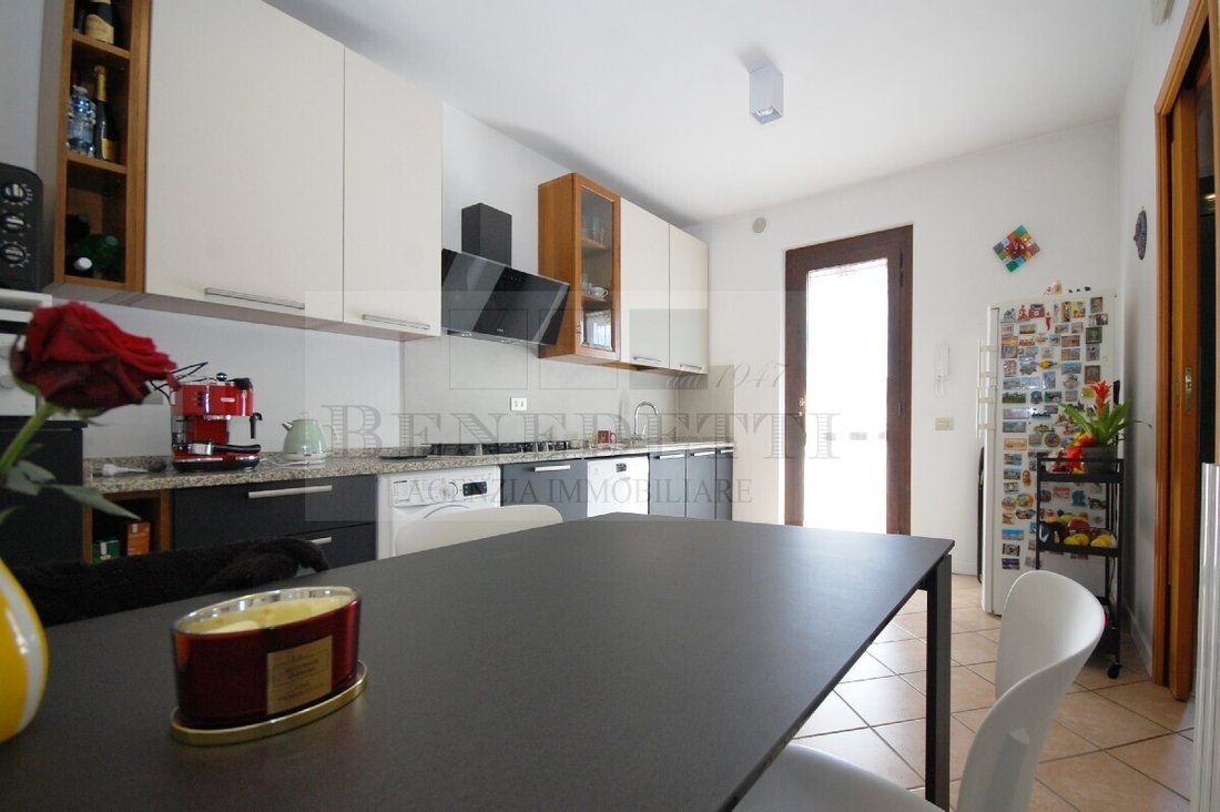 Villa in Camaiore, Tuscany, Italy 3 - 17274502