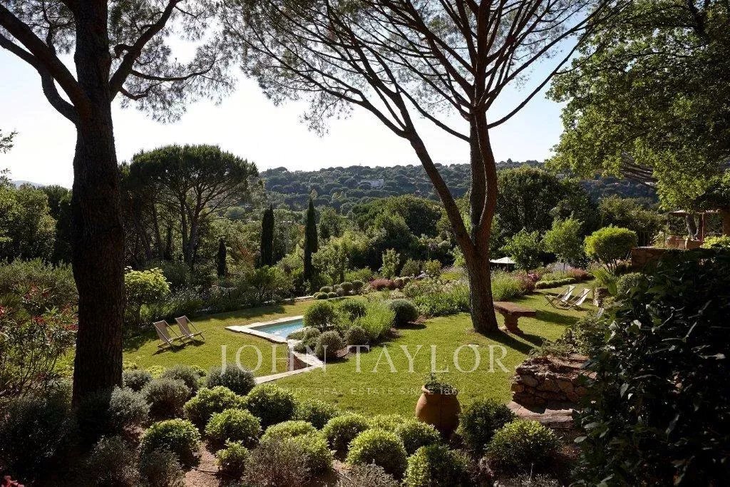 Villa in Grimaud, Provence-Alpes-Côte d'Azur, France 2 - 13062589