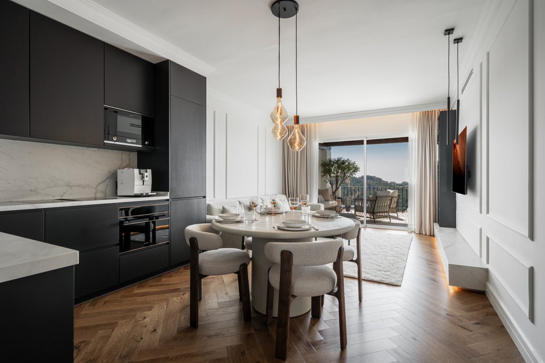 Apartment in La Quinta, Benahavis, Andalusia 1 - 17271082