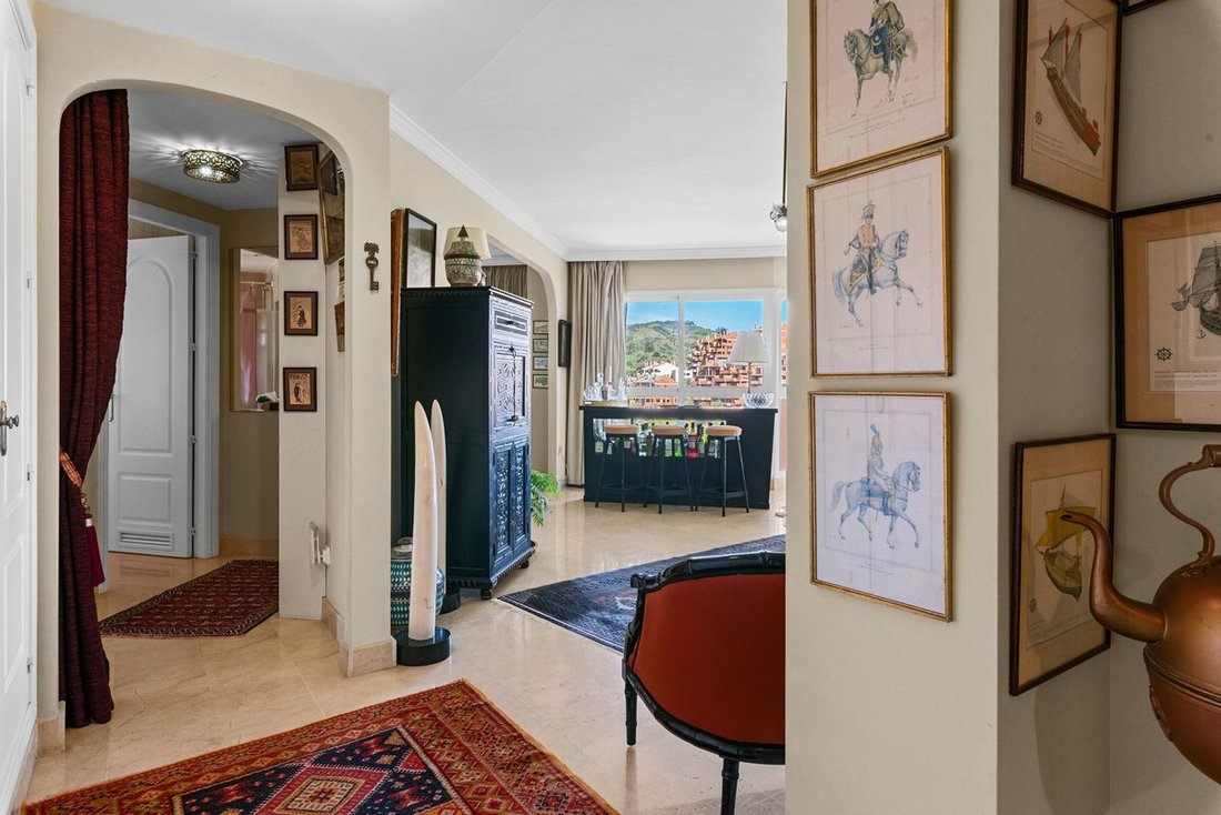 Penthouse in Elviria-Cabopino, Marbella, Spain 2 - 17063307