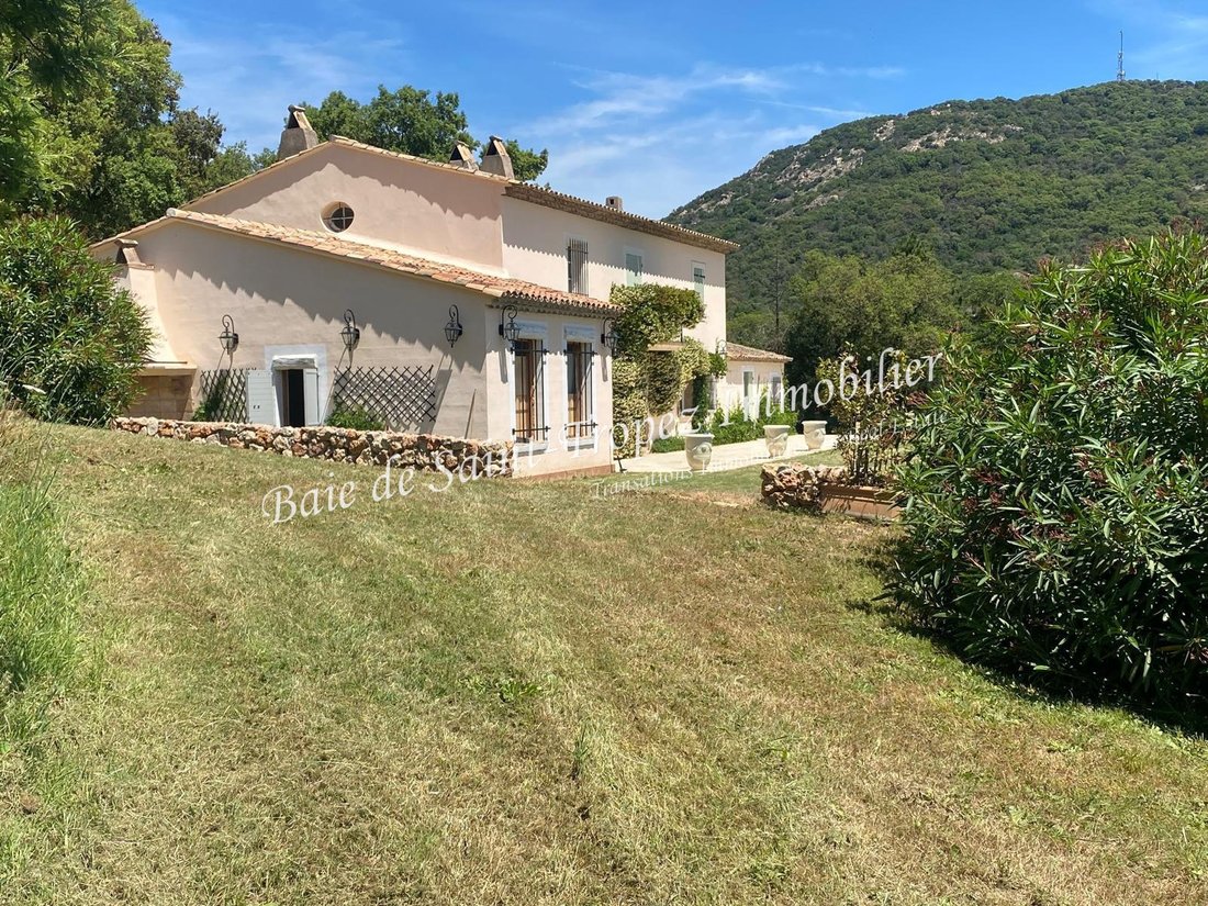 Villa in Grimaud, Provence-Alpes-Côte d'Azur, France 2 - 17270622