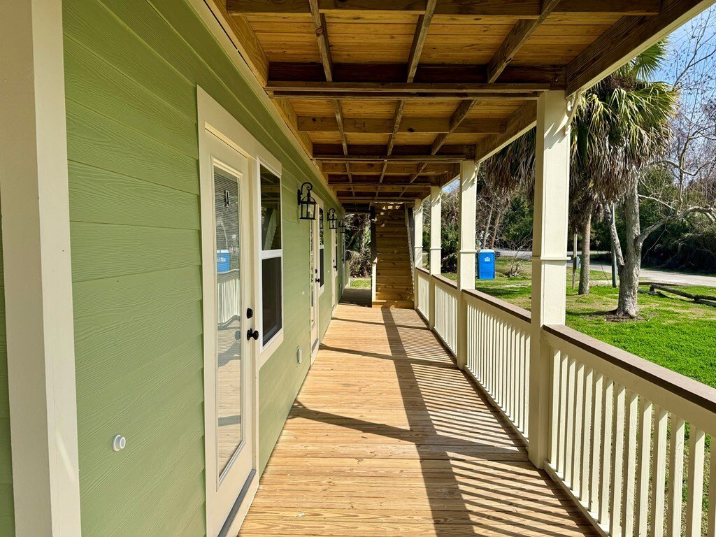Apalachicola, Florida, United States 4 - 17275421