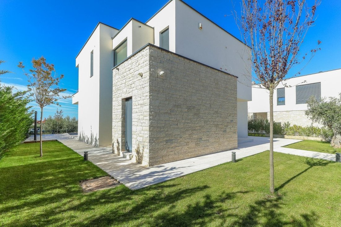 Villa in Porec, Istria County, Croatia 4 - 17276414