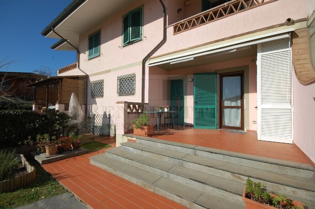 Villa in Camaiore, Tuscany, Italy 2 - 17274502