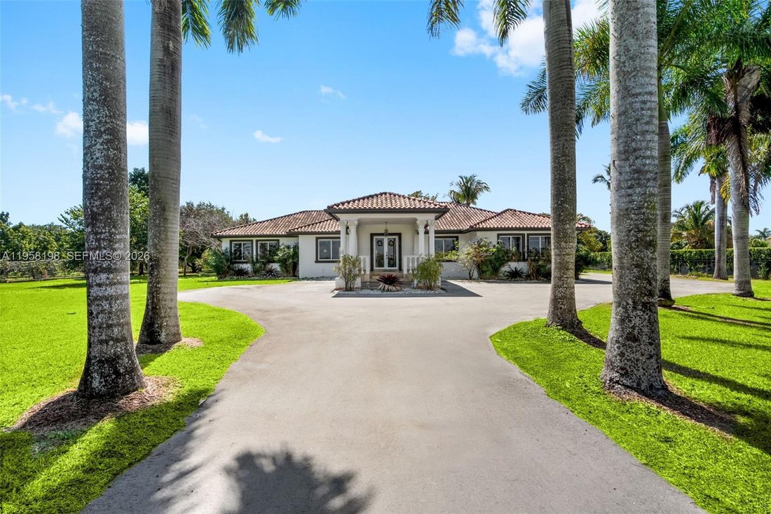 House in Miami, Florida, United States 2 - 17070171