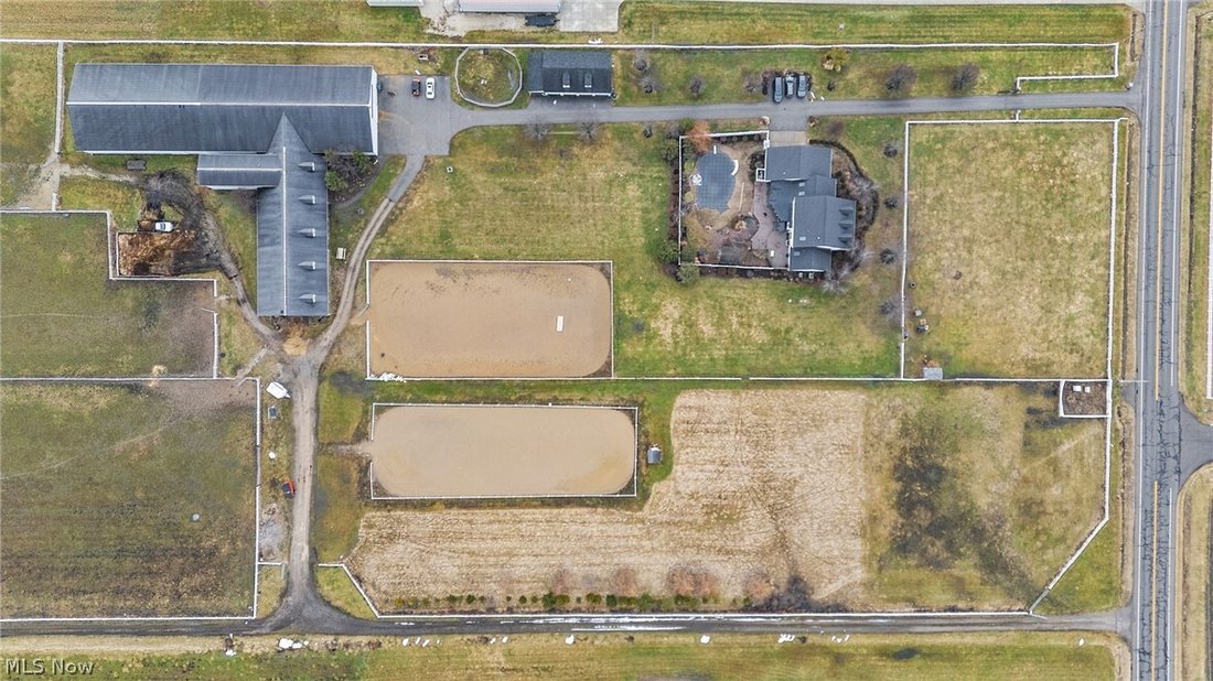 House in Columbia Station, Ohio, United States 2 - 17275874