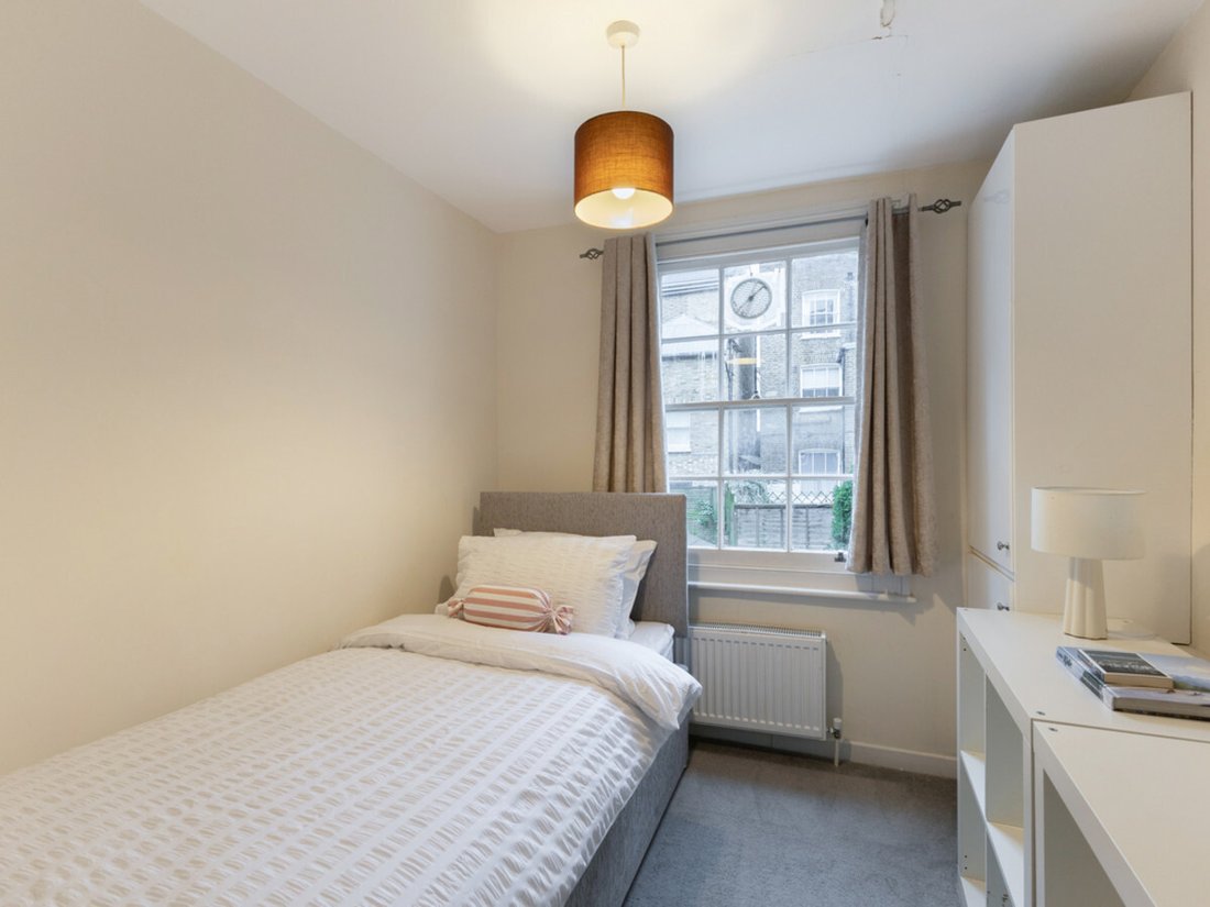 Apartment in Shepherds Bush, Hammersmith and Fulham, England 4 - 17271681