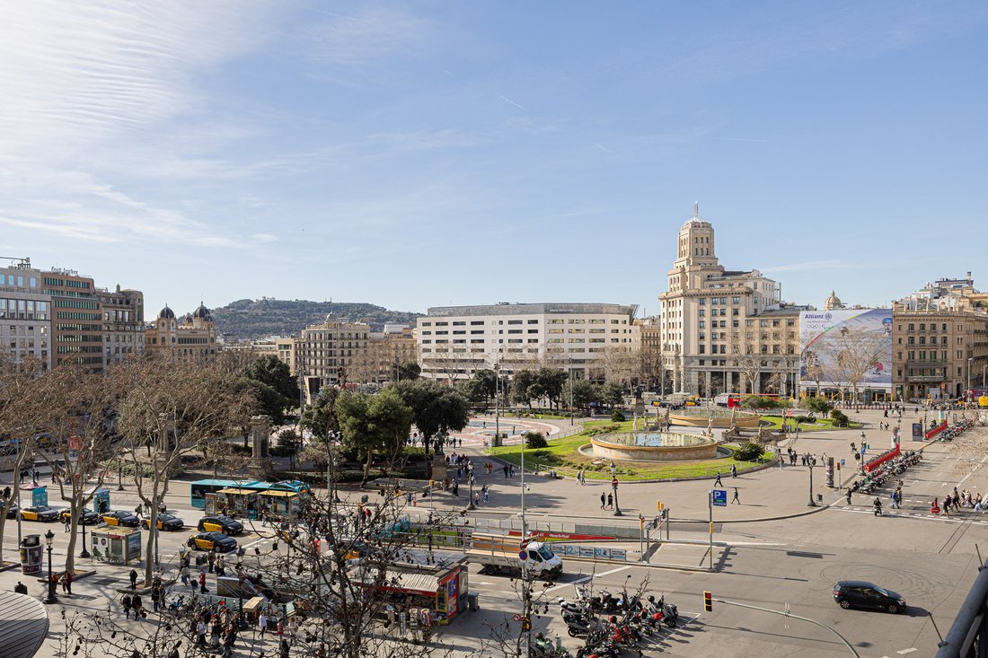 Apartment in Eixample, Barcelona, Spain 2 - 17270892