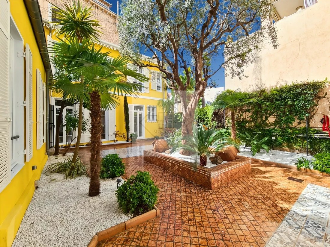 House in French Riviera, Provence-Alpes-Côte d'Azur, France 1 - 15073402