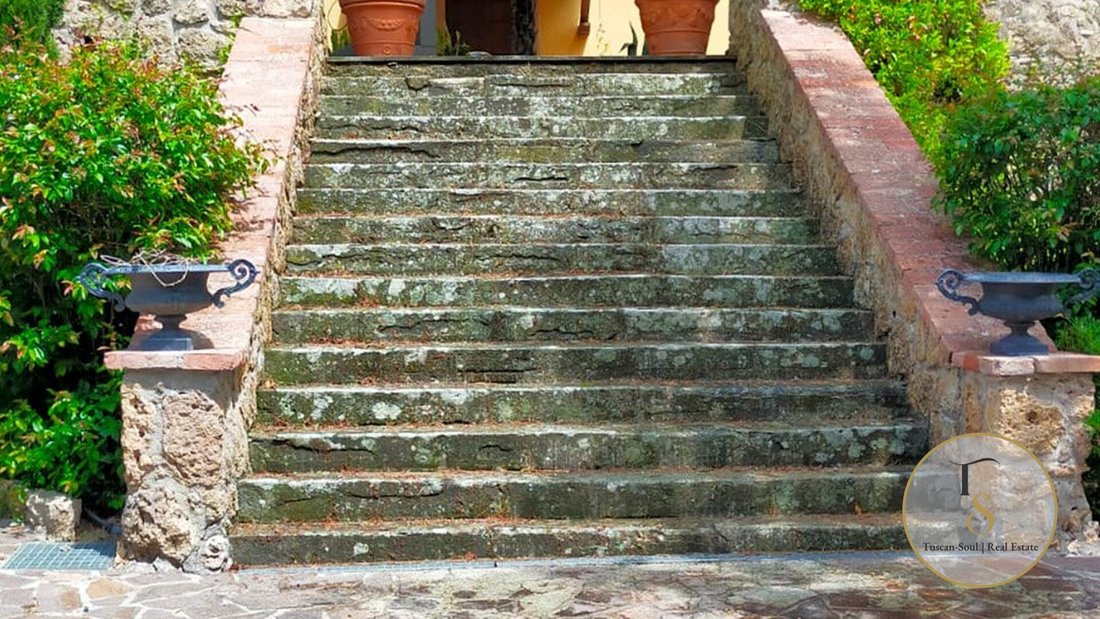 Villa in Italy 3 - 17268316