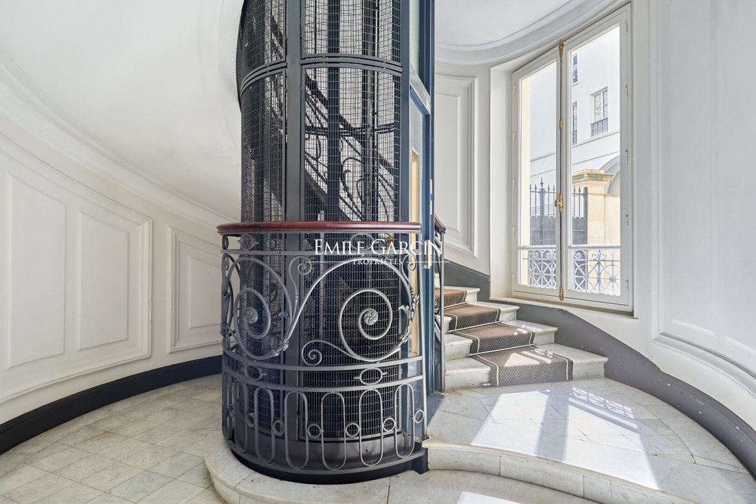 Apartment in Invalides, Paris 7e Arrondissement, Paris 5 - 17267995