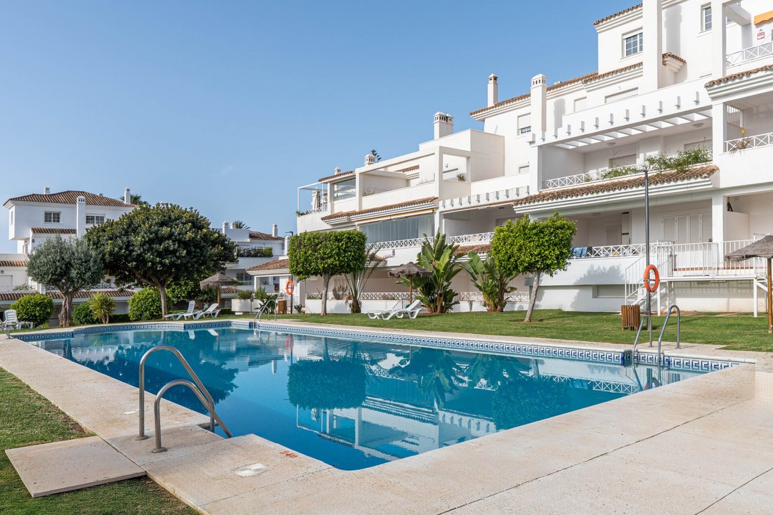 Penthouse in Marbella, Andalusia, Spain 2 - 17273133