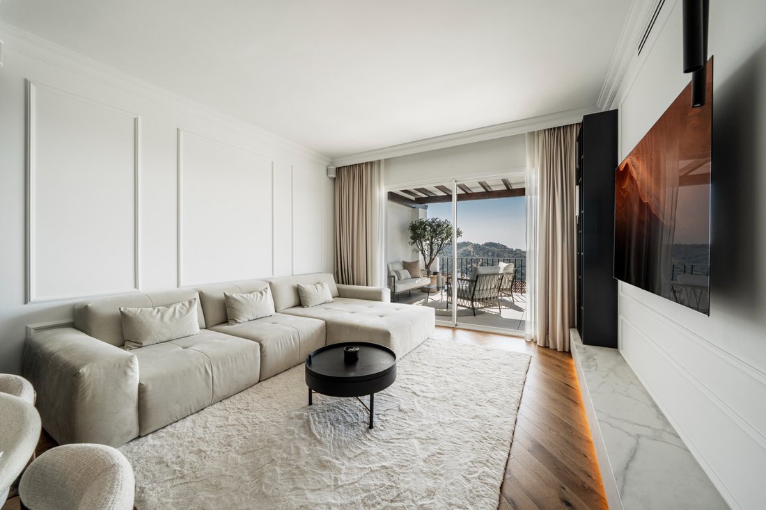 Apartment in La Quinta, Benahavis, Andalusia 3 - 17271082