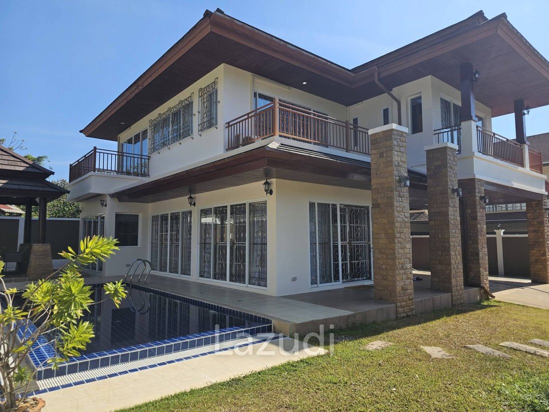 Villa in Chalong, Phuket, Thailand 1 - 17268713
