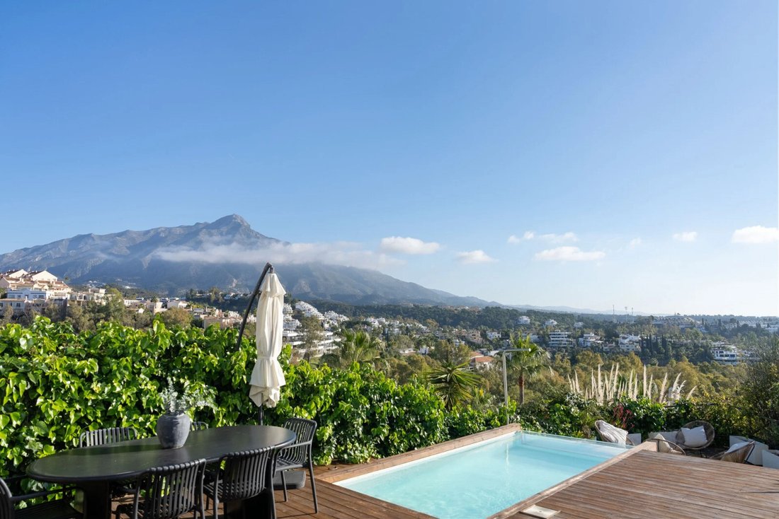 Apartment in Marbella, Andalusia, Spain 1 - 17273148