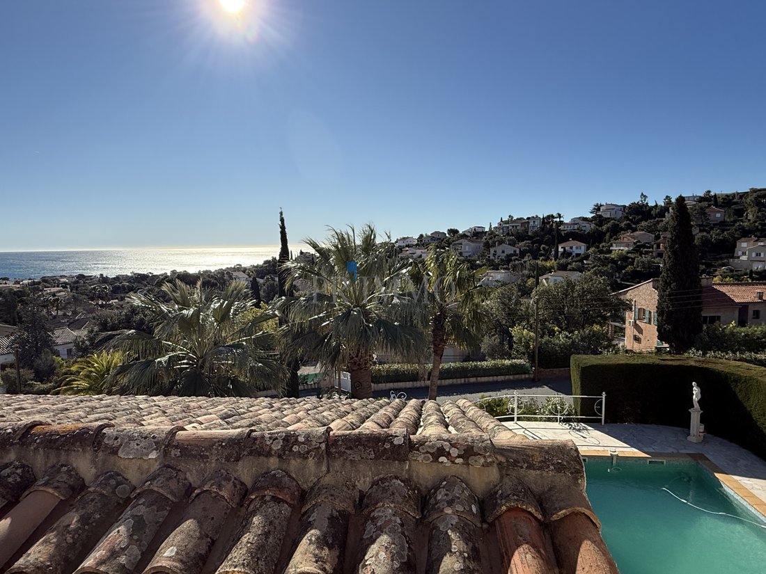 Villa in Frejus, Provence-Alpes-Côte d'Azur, France 3 - 17270504