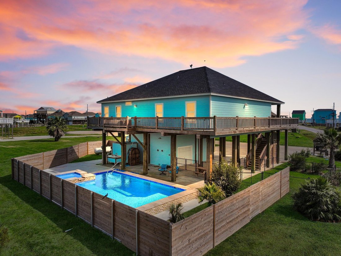 House in Bolivar Peninsula, Texas, United States 1 - 17270056
