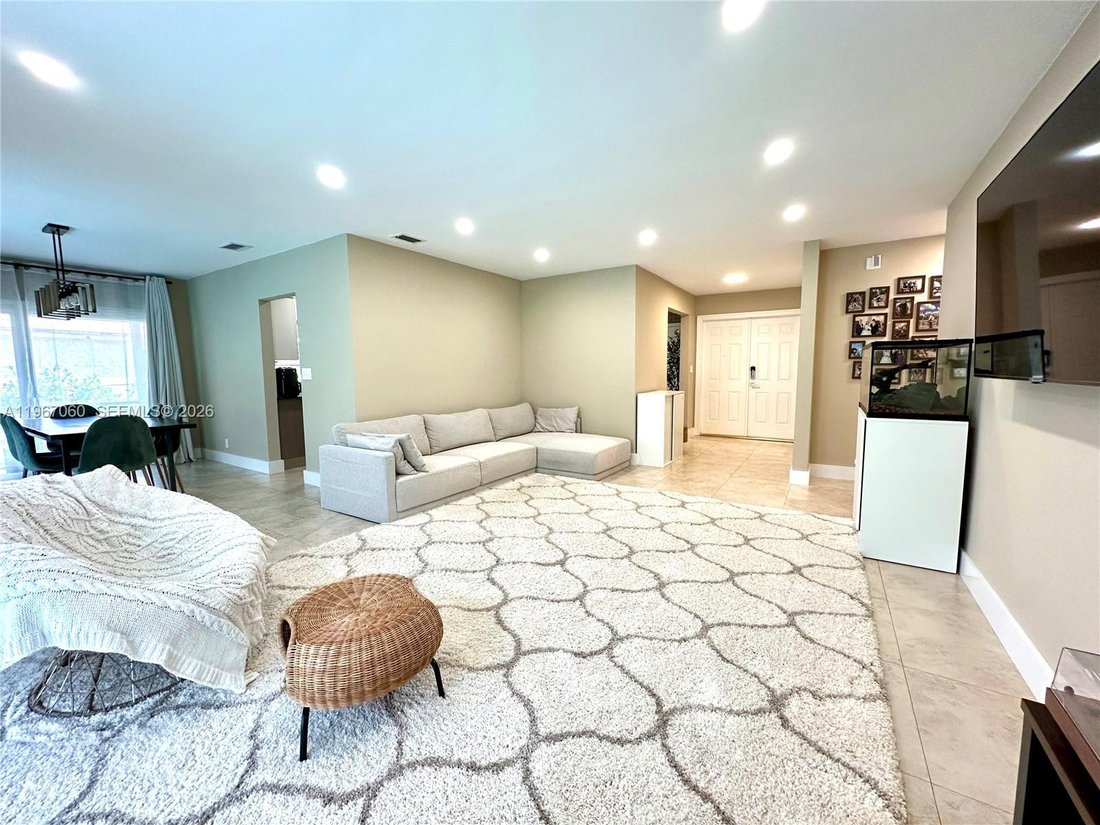 House in Coral Springs, Florida, United States 3 - 17269670