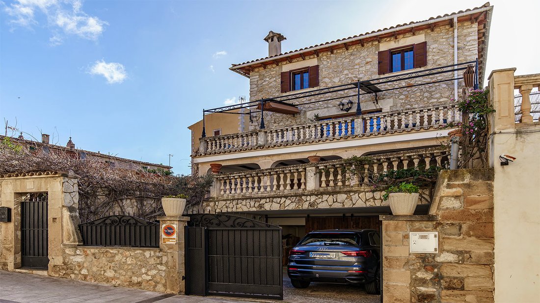 Villa in Calvia, Balearic Islands, Spain 1 - 17268175