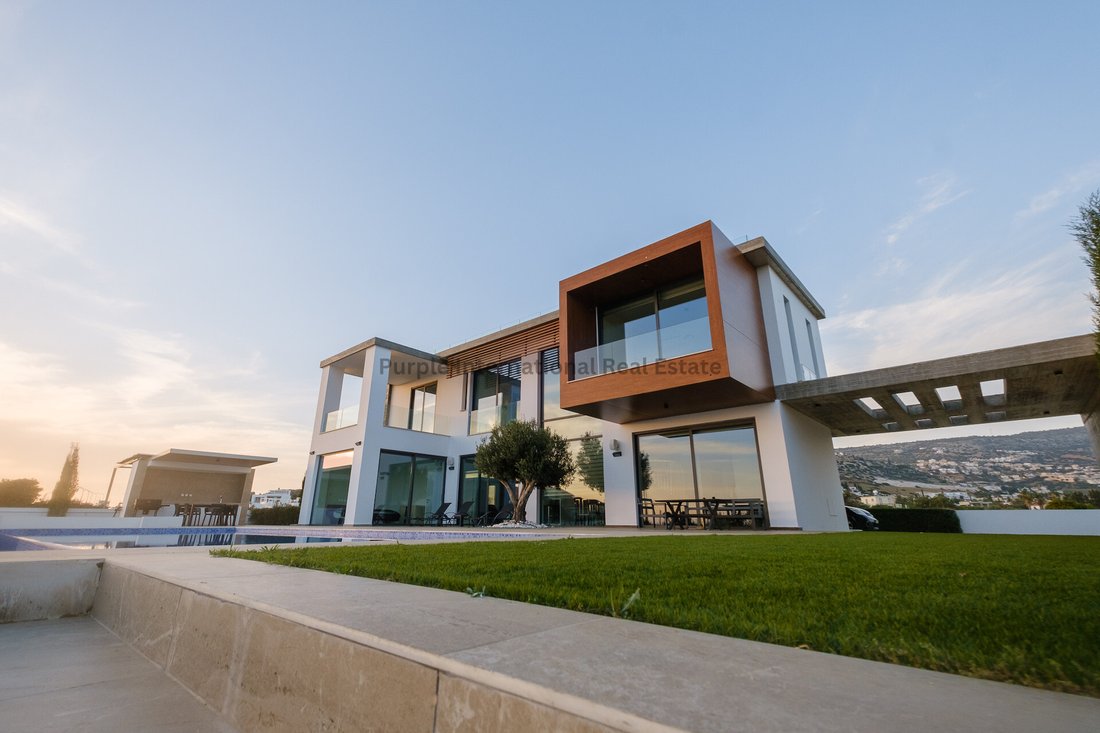 Villa in Peyia, Paphos, Cyprus 2 - 15235981