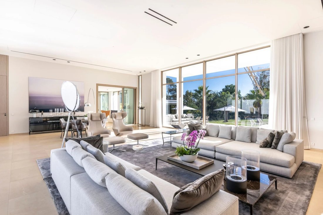 Villa en Mougins, Provenza-Alpes-Costa Azul, Francia 5 - 17268472