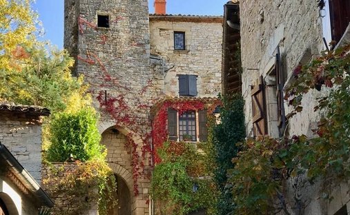 Bruniquel, Occitania, France 1