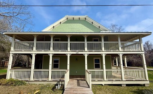 Apalachicola, Florida, United States 1