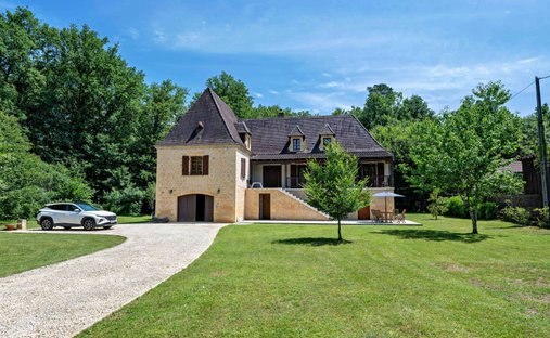Casa a Saint-Léon-sur-Vézère, Nuova Aquitania, Francia 1