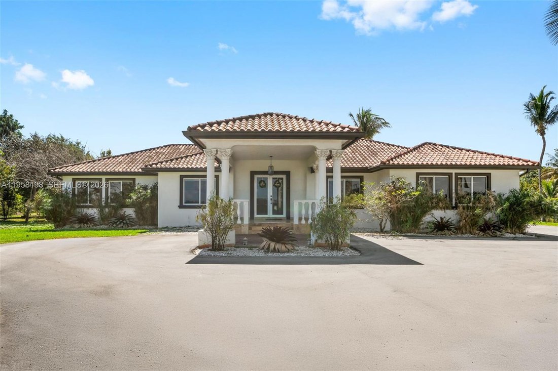 House in Miami, Florida, United States 3 - 17070171