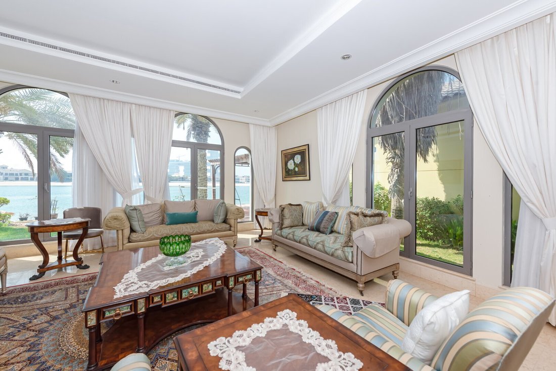 Villa in Palm Jumeirah, Dubai, United Arab Emirates 2 - 17274453