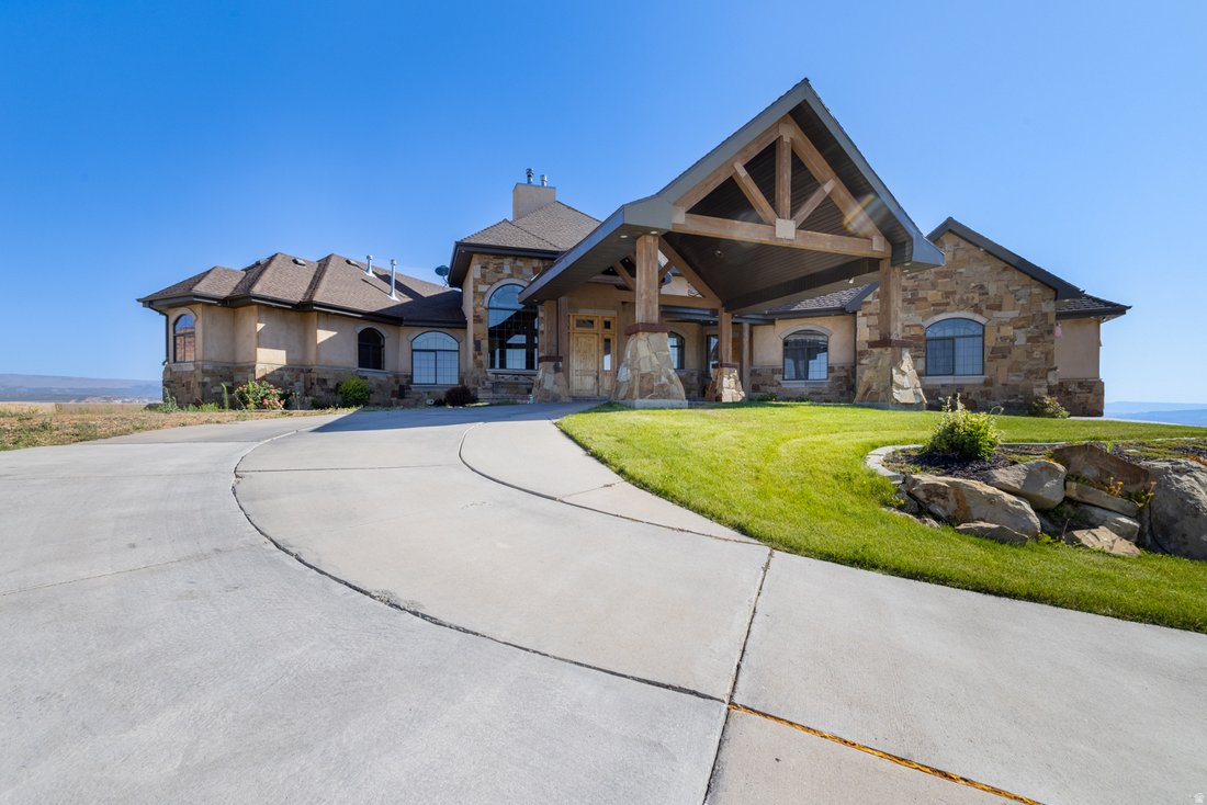 House in Vernal, Utah, United States 1 - 17276710