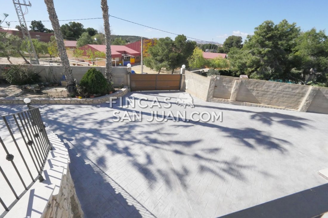 Chalet in Mutxamel, Valencian Community, Spain 4 - 15881243