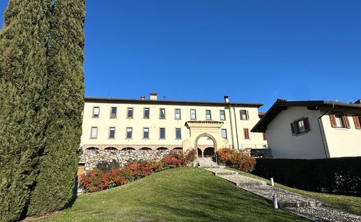 Appartamento a Sorisole, Lombardia, Italia 1