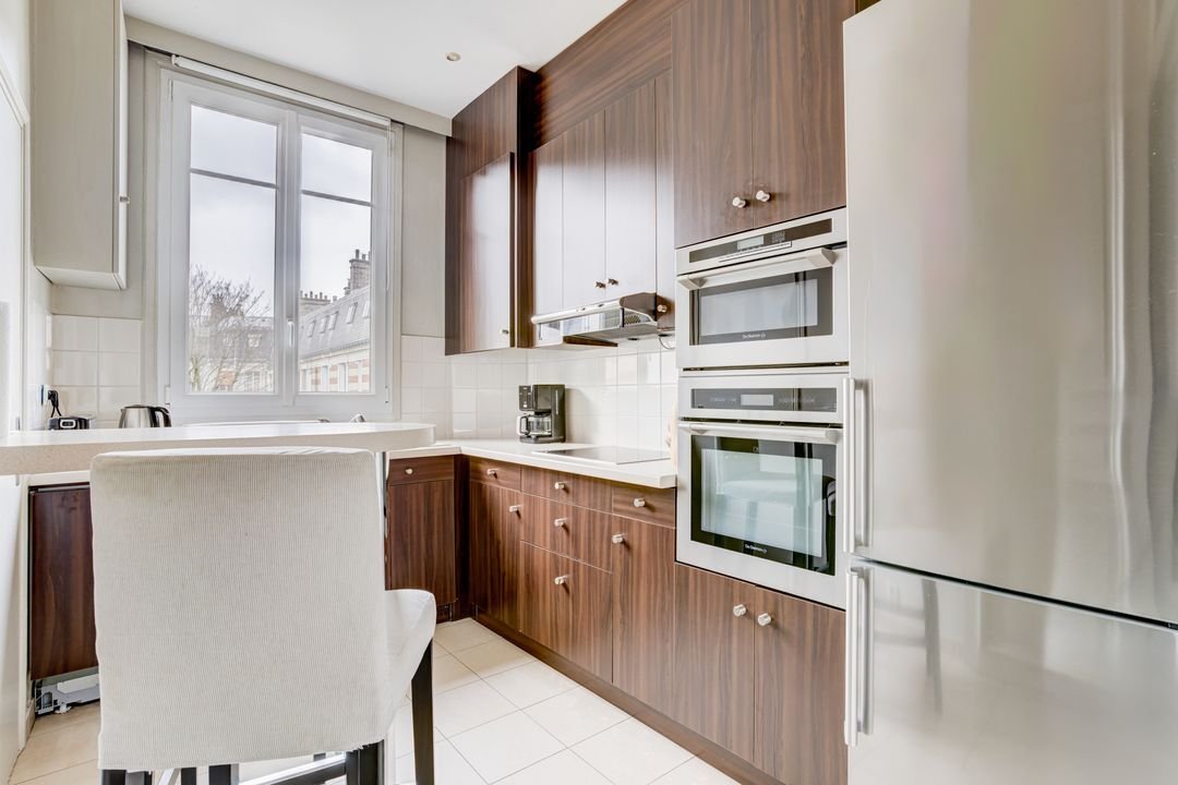 Apartment in Paris, Île-de-France, France 5 - 17274819