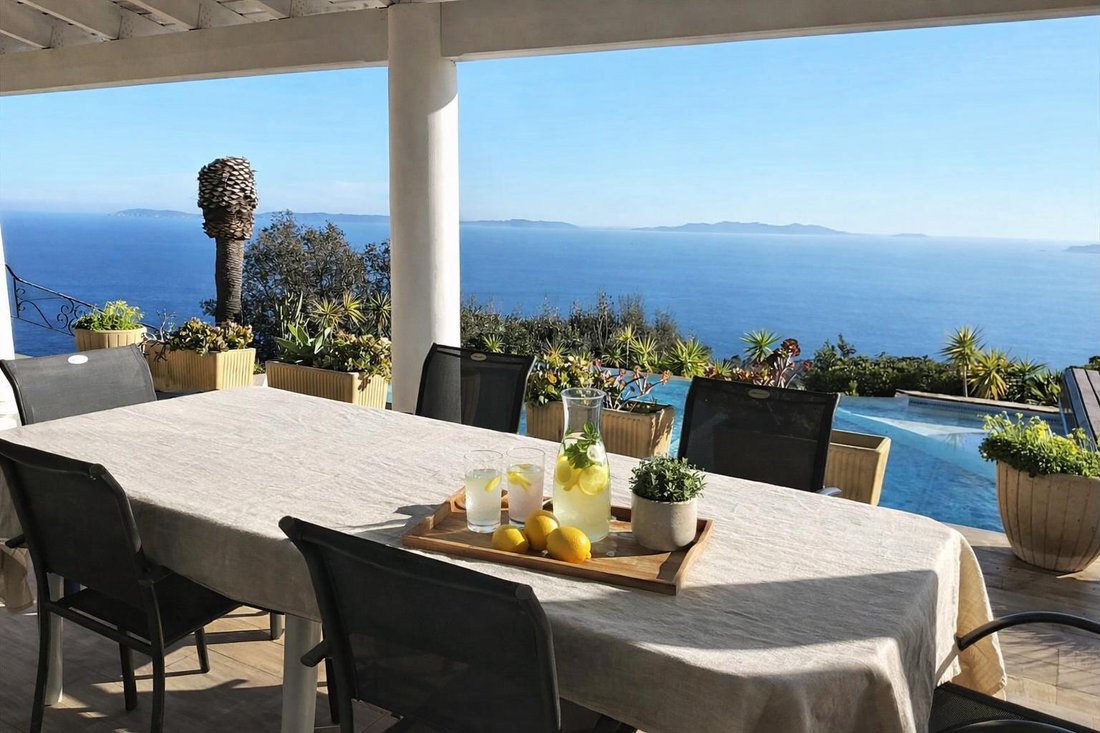 Villa a Le Lavandou, Provenza-Alpi-Costa Azzurra, Francia 4 - 17278613