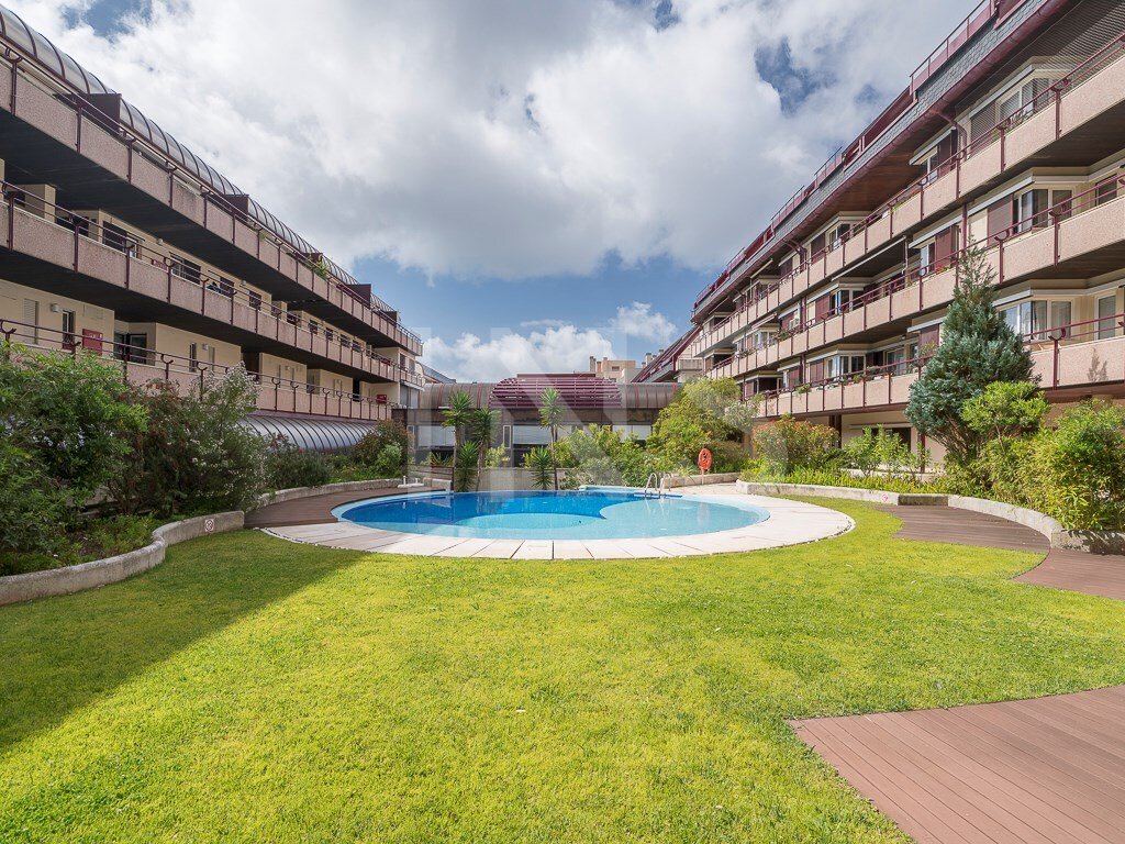 Apartment in Estoril, Cascais e Estoril, Lisbon 1 - 17268581