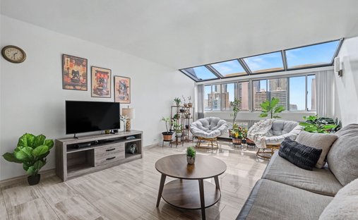 Condo in Honolulu, Hawaii, United States 1