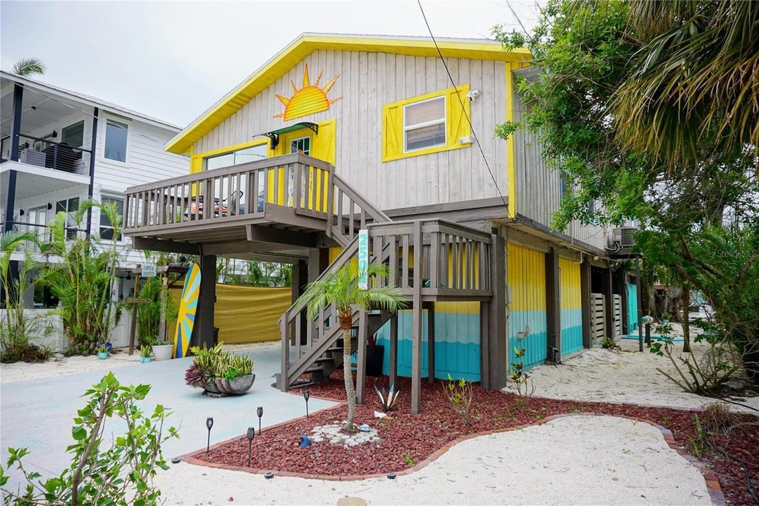 Casa a Bradenton Beach, Florida, Stati Uniti 1 - 17271174