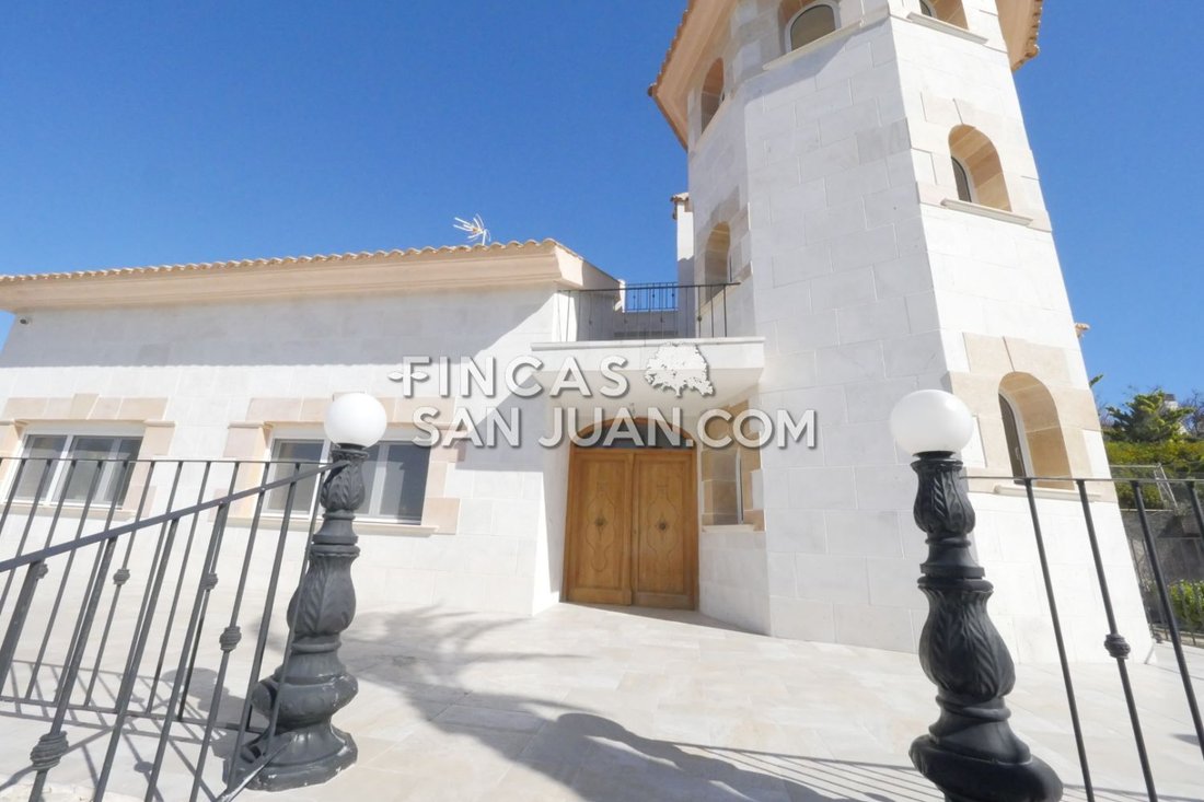 Chalet in Mutxamel, Valencian Community, Spain 3 - 15881243