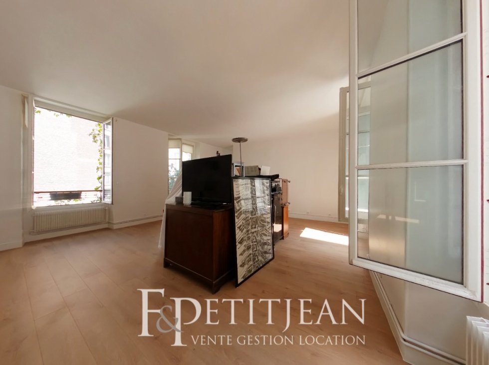 Apartment in Enfants Rouges, Paris 3e Arrondissement, Paris 5 - 17078711