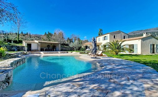 Villa in Grasse, Provence-Alpes-Côte d'Azur, France 1