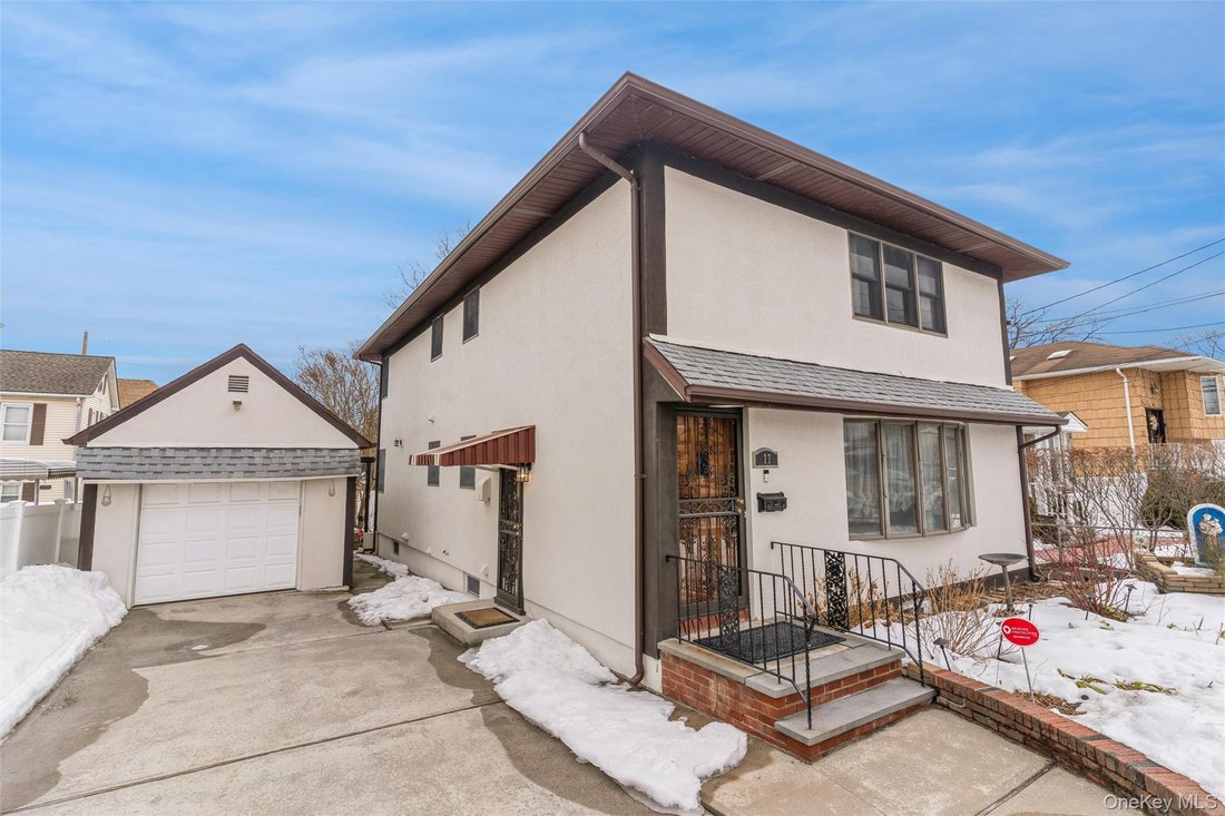 Apartment in Franklin Square, New York, United States 3 - 17235857