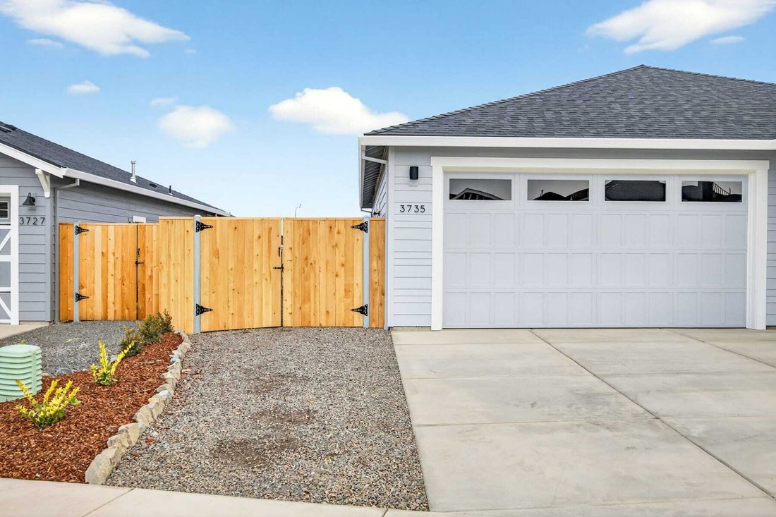 House in Medford, Oregon, United States 5 - 17269086