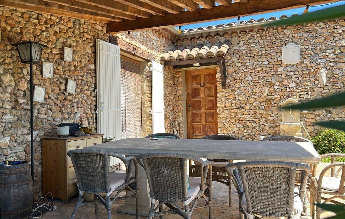 House in Châteauneuf-du-Pape, Provence-Alpes-Côte d'Azur, France 5 - 17267638