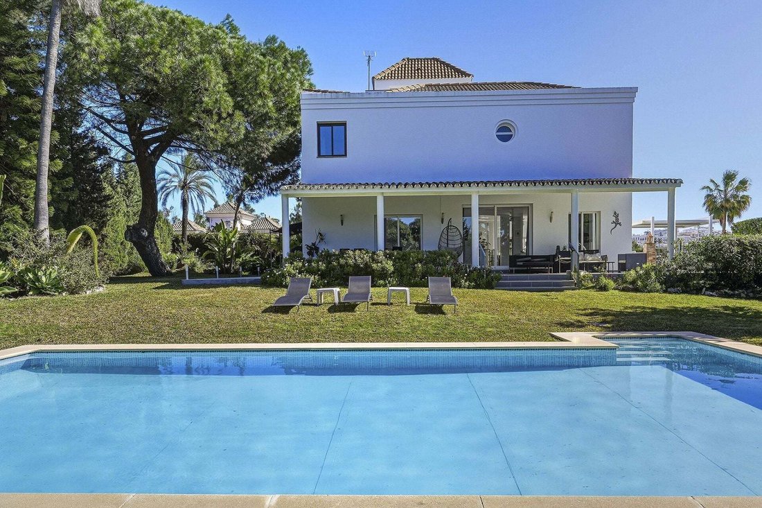 Villa in Nueva Andalucía, Marbella, Spanien 1 - 17269788