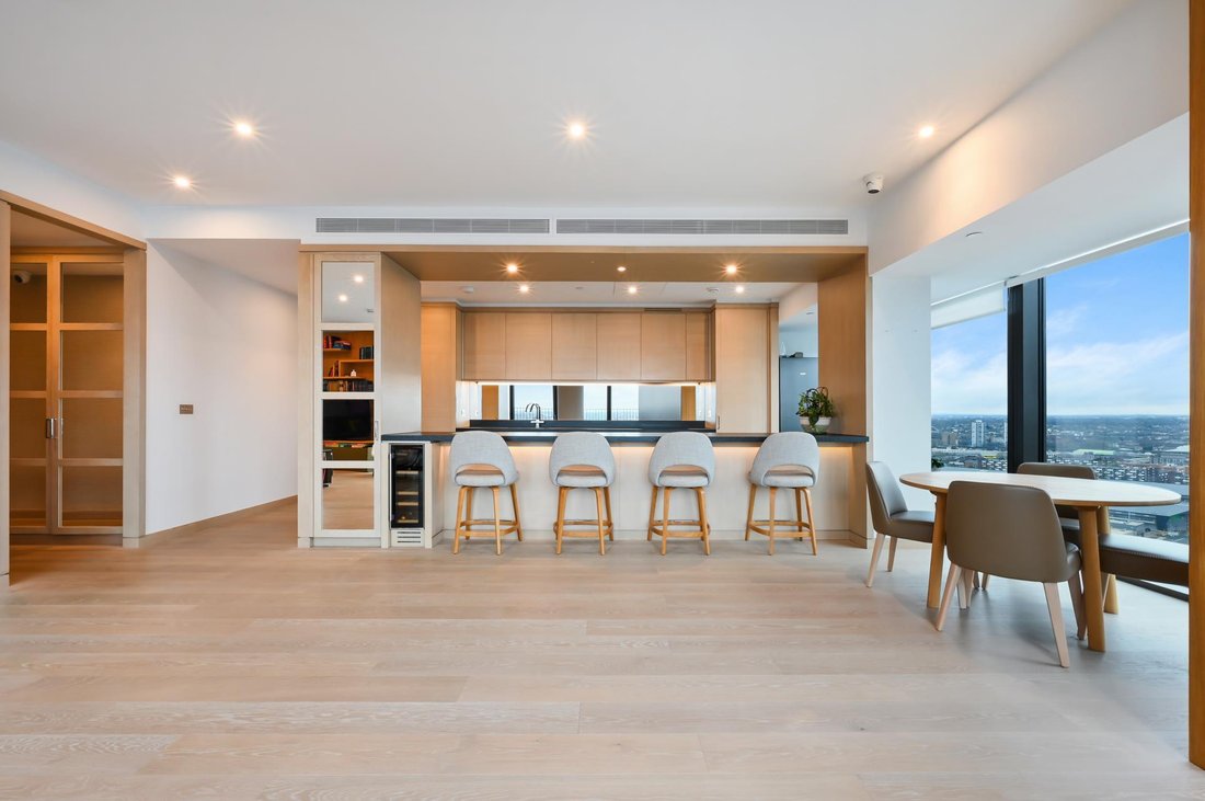 Penthouse in New Covent Garden, Wandsworth (Greater London), England 2 - 17269443
