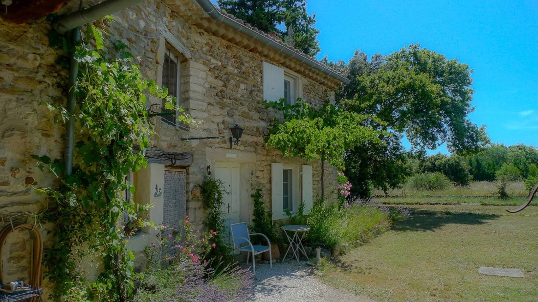 House in Châteauneuf-du-Pape, Provence-Alpes-Côte d'Azur, France 2 - 17267638