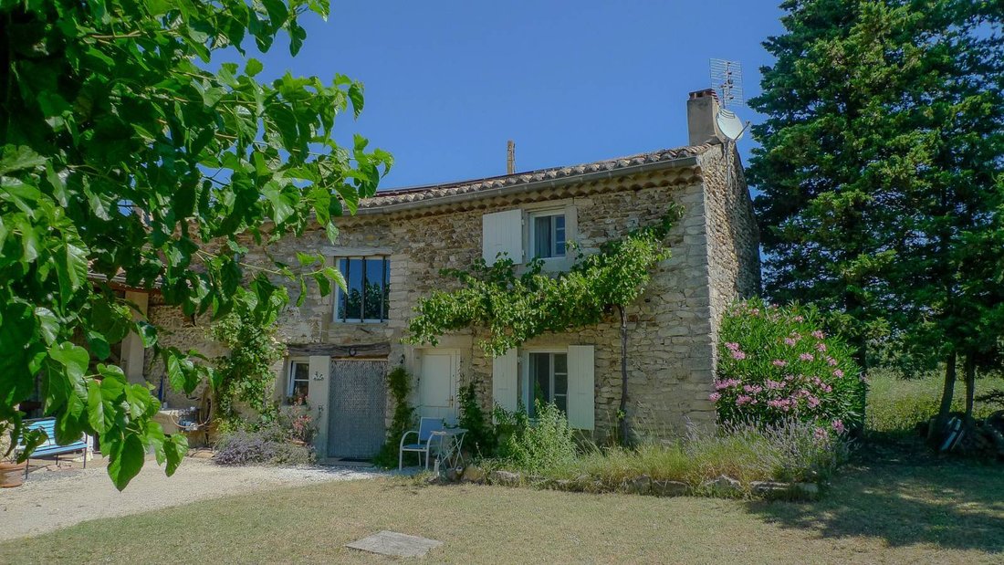 House in Châteauneuf-du-Pape, Provence-Alpes-Côte d'Azur, France 1 - 17267638
