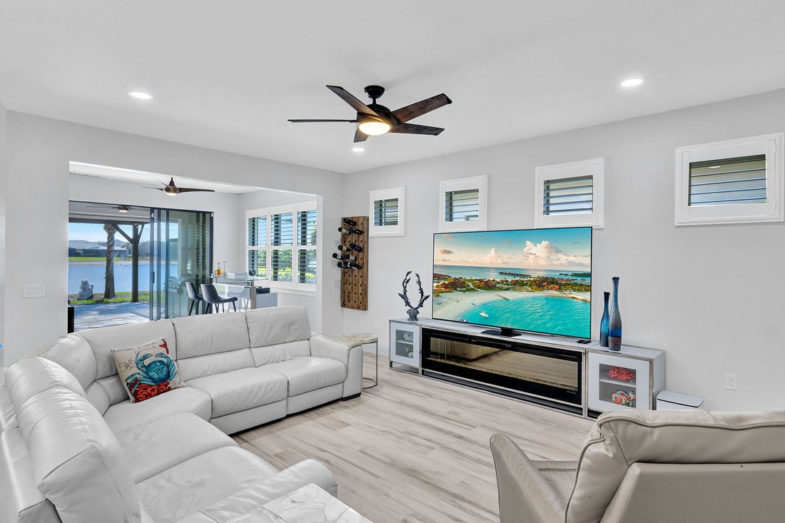 House in Naples, Florida, United States 5 - 17280103