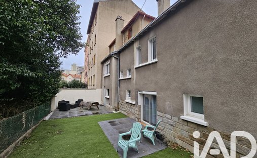 House in Leon Blum-La Raye Dieu, Clermont-Ferrand, France 1